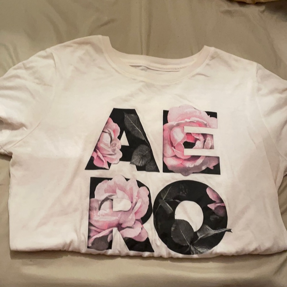 Women’s short sleeve Aeropostale shirt size XL